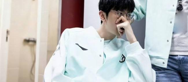 【一(yī)競(jìng)技1JingJi】LOL：LPL转会期(qī)改革失败 衆(zhòng)多(duō)一(yī)线选手休息或退役！