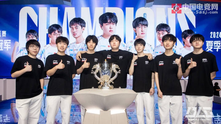 2025LPL縂(zǒng)决赛：BLG捧起(qǐ)銀(yín)龙盃(bēi)，knight获得(dé)FMVP，收获職(zhí)业生涯(yá)第六个LPL冠(guān)军