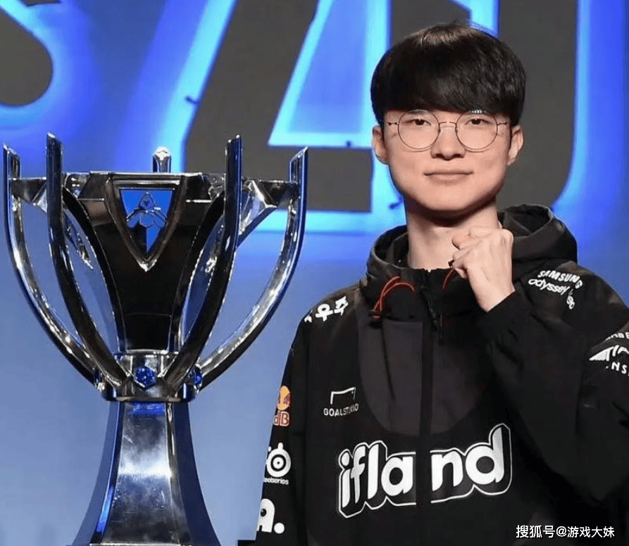 LOL官(guān)方再次(cì)发文强调,faker就(jiù)是传奇选手,地位无人能撼动