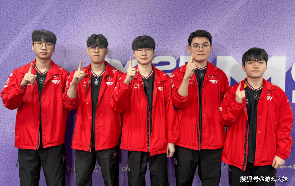 LOL官(guān)方再次(cì)发文强调,faker就(jiù)是传奇选手,地位无人能撼动