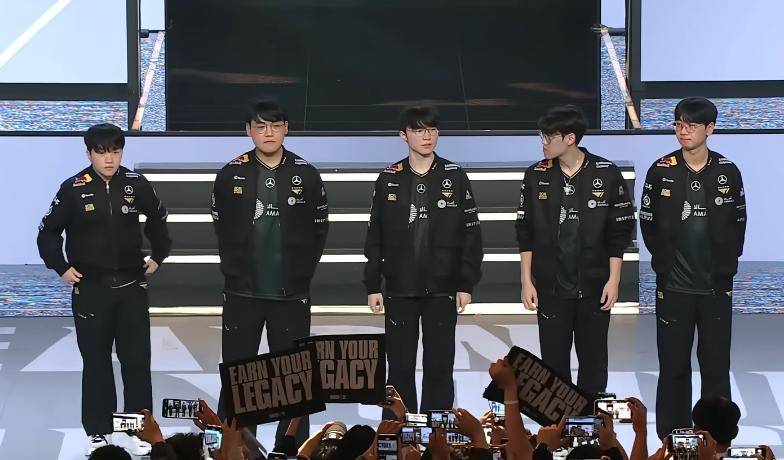 IG成首支S賽(sài)17强，全(quán)员失落，Faker賽(sài)後(hòu)放话：目(mù)标是冠军