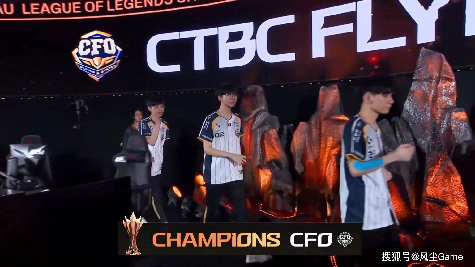 LOL第14支S赛隊(duì)伍(wǔ)诞生！卡萨BO5一场不赢，沦为LCP赛區(qū)3號(hào)种子