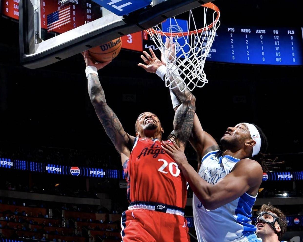 泰伦卢又整(zhěng)活了，五老阵容被魔术打(dǎ)败，哈登独砍(kǎn)24分也带不动快船