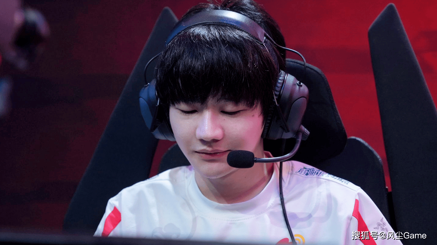 LPL最强全华班慘(cǎn)遭零封！國(guó)一AD沦为突破口，連(lián)续2場(chǎng)被(bèi)对位MVP