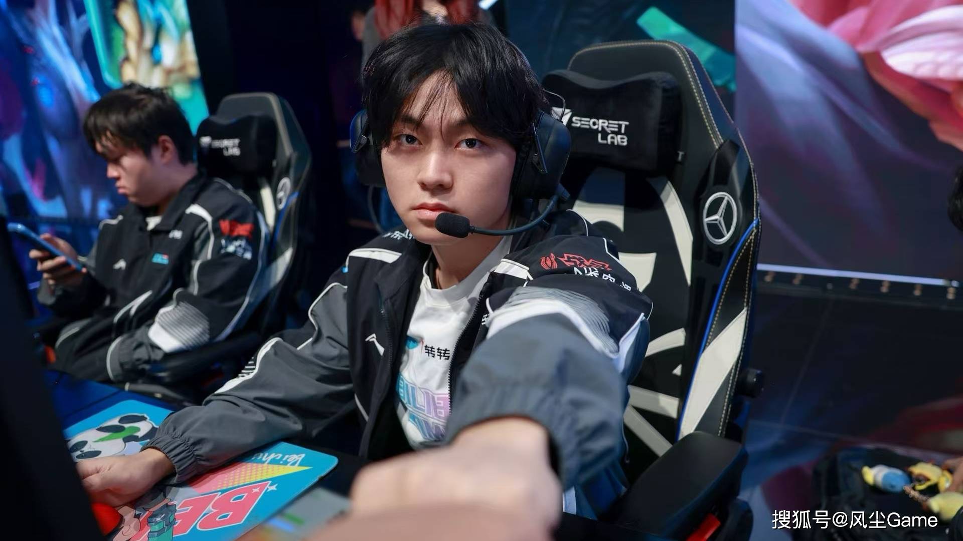 LOL最(zuì)强全华班成为笑话！国一中被對(duì)位MVP，對(duì)手嘲讽：NA＞LPL