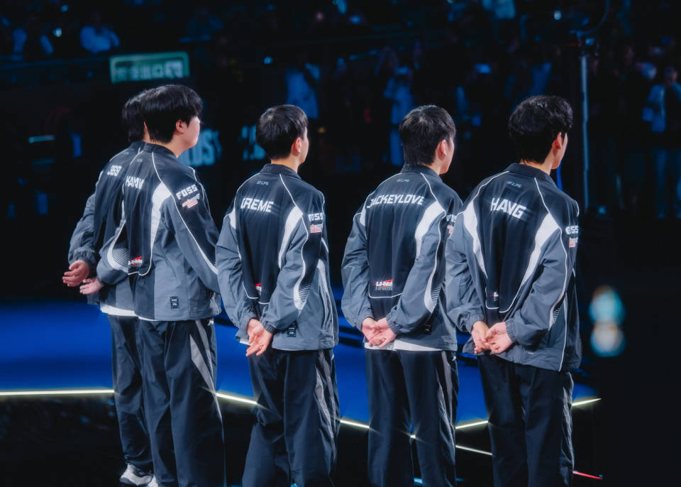 LOL战队全球实力(lì)榜更新：LCK包揽前(qián)四(sì)，TES升至第六！