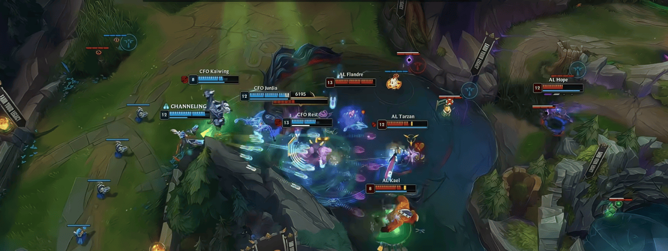 LOL总决赛精彩对决，游戏带你体验策略魅力