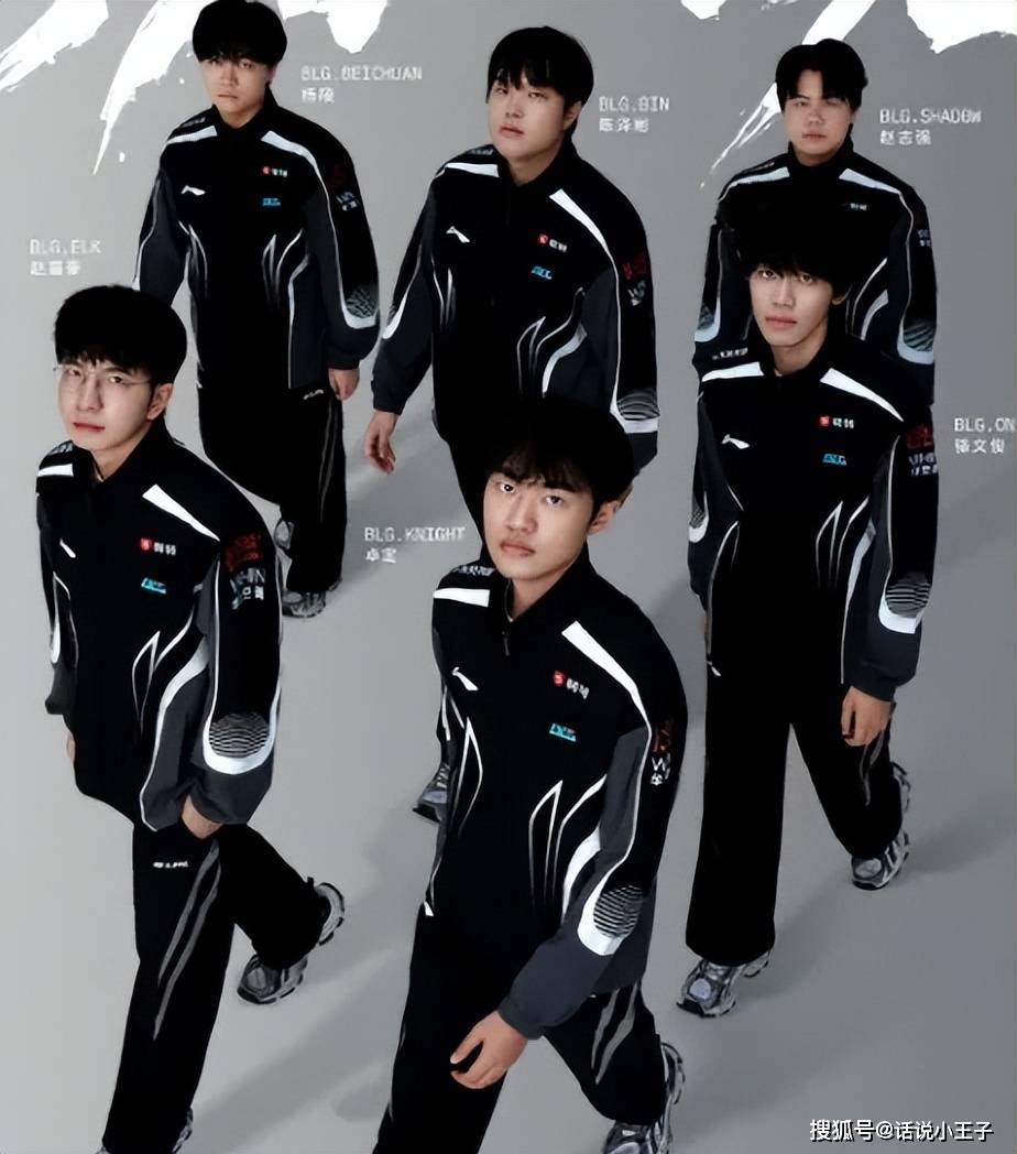 LCK训练赛都是(shì)騙(piàn)人(rén)的(de)？LPL有15人(rén)陪练團(tuán)，不要和LCK打训练赛