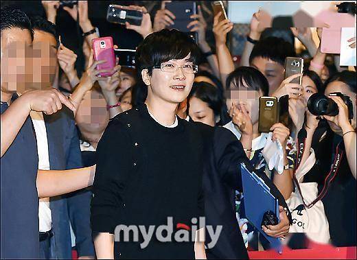 T1全球(qiú)总决赛三连冠(guān)Faker成六冠(guān)王！電(diàn)競(jìng)史(shǐ)上最(zuì)伟大(dà)王朝诞生，LCK彻底改(gǎi)写游戏规则，深度解析LCK王朝统治(zhì)力：三连冠(guān)只是开始？