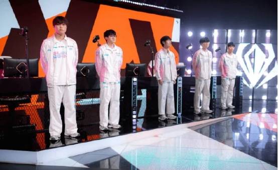 LOL：2026英雄联盟(méng)先锋賽(sài)淘汰賽(sài) BLG势不可挡3比0横掃(sǎo)G2！